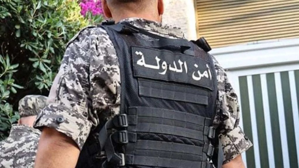 أمن الدولة في الجنوب توقف سوريًا بعد ابتزازه فتيات عبر "تيك توك" 