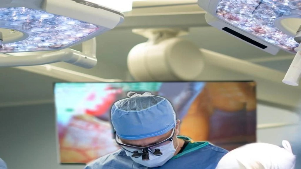 نقلة نوعية في جراحة القلب.. مستشفى الرسول الأعظم (ص) تعلن نجاح عملية استبدال الصمام الأبهري بالمنظار باستخدام تقنية التصوير ثلاثي الأبعاد.. بجرح أصغر وبدقّة أعلى