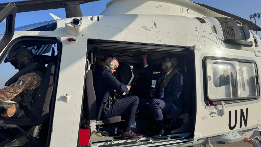 بالصور/ جولة لوزير الخارجية عبر طوافة لـ"اليونيفيل" فوق الحدود الجنوبية