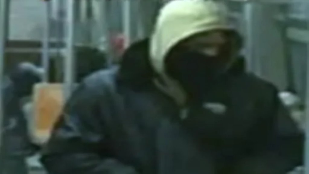  &quot;سفاح الوجوه&quot; يرعب نيويورك: يهاجم الرجال بقطع وجوههم من الجهة اليسرى!