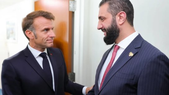 ماكرون يدعو الشرع للانضمام إلى التحالف الدولي لمحاربة &laquo;داعش&raquo;