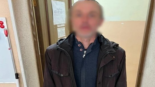 سرق ثم أخذ قيلولة.. الشرطة الروسية توقف لصا نائما داخل منزل الضحية