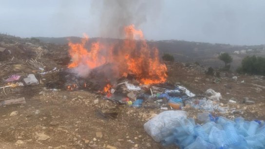 لا صحة للمعلومات المتداولة عن غارة اسـرائيلية استهدفت حداثا بل انفجار جسم غريب في مكب نفايات