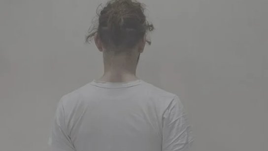 أنهى حياة أحد الأشخاص وفرّ هاربًا إلى سوريا.. وشعبة المعلومات ترصده وتوقفه لدى زيارته لمنزله في العزونية!