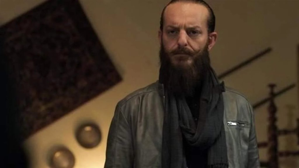 بالفيديو/ بعد اعتناقه المسيحية...أويس مخللاتي يوضح: أنحدر من عائلة دمشقية سنّية ولكن الرب أرسل لي إشارات منذ الصغر لأجد درب النور