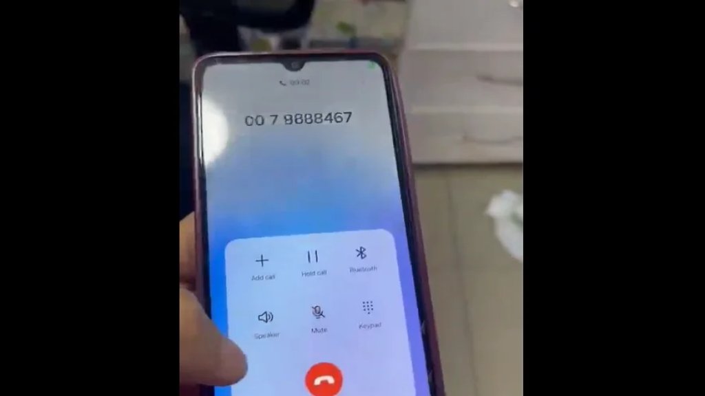 بالفيديو/ توثيق للتهديدات التي تصل الى هواتف المواطنين في مناطق لبنانية مختلفة  تطلب منهم إخلاء منازلهم