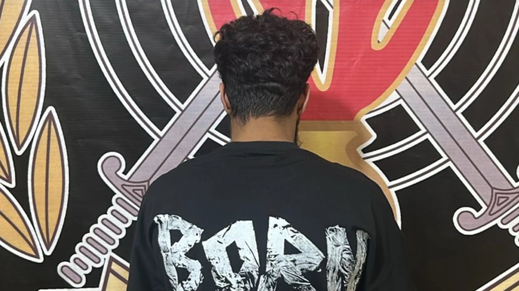 في رصيده أكثر من 100 عملية سلب.. الرأس المدبّر لعصابة سلب دراجات آلية بقوة السلاح وقع بقبضة قوى الأمن في الضاحية!