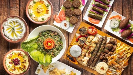 المطبخ اللبناني يتربع على عرش المطابخ العربية ويحتل المرتبة 20 عالميًا في قائمة أفضل 100 مطبخ!
