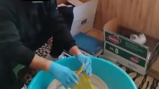 بالفيديو/ تحذير لروّاد النوادي الرياضية: &laquo;بروتينك&raquo; قد يكون مغشوشاً!