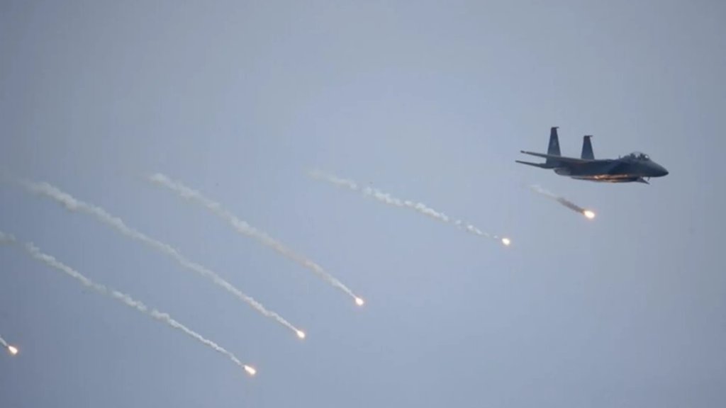 القوات الأميركية تطلق أكثر من 100 قنبلة وصاروخ دقيق على "داعش" في سوريا بمشاركة مقاتلات أردنية