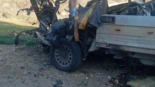 بالفيديو/ غارة من مسيرة إسرائيلية تستهدف بيك آب بين بلدتي صفد البطيخ ومجدل سلم