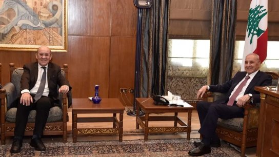 الرئيس بري لـ لودريان : لبنان إلتزم وملتزم بالقرار 1701 ولا يجوز إستمرار إسرائيل بعدوانها