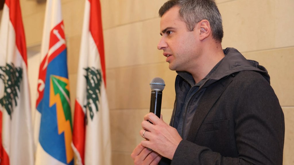 طوني فرنجية: ماذا يعني أن يقولوا بوقاحة: عادت وزارة الخارجية لبنانية؟ هل يعتبرون مثلاً أن نصف الشعب اللبناني غير لبناني؟ مَن هم ليقسموا ويصنفوا؟