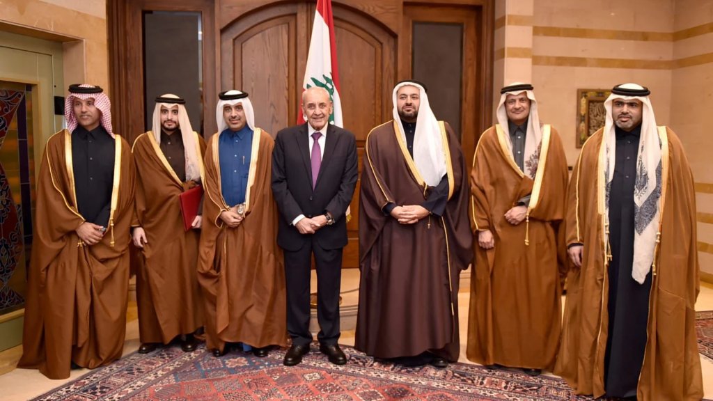 الرئيس بري حمّل وزير الدولة القطري شكر لبنان واللبنانيين لقطر أميراً وحكومةً وشعباً لوقوفهم الدائم إلى جانب لبنان ودعمهم الجيش اللبناني والمساهمة القطرية النبيلة في ملف إعادة إعمار