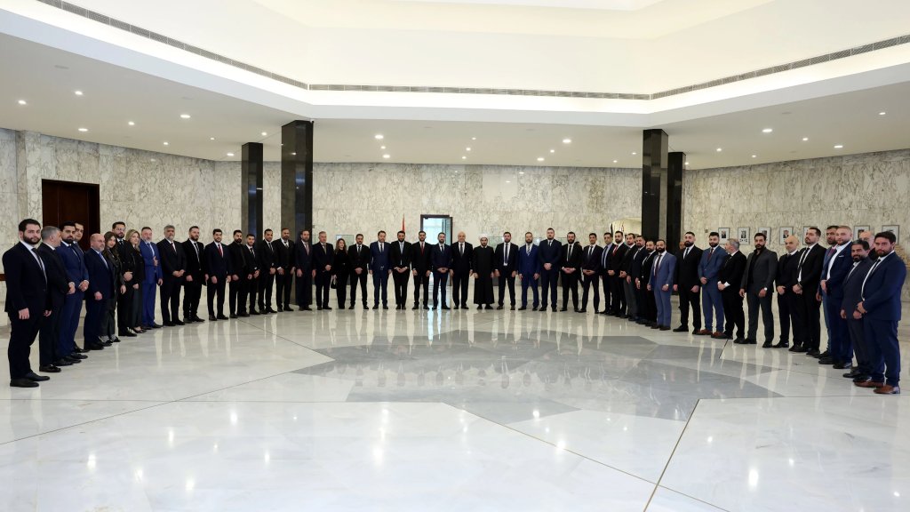 الرئيس عون:  "ما حدا فوق راسه خيمة"