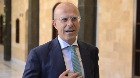 وزير التنمية الإدارية عن مشاركته في الجلسة: لبنان اليوم بأمسّ الحاجة إلى قرارات تُوحِّد لا تُفرِّق، وإلى مقاربات تعزّز الدولة لا تُضعفها. فلا خيار لنا إلا الدولة