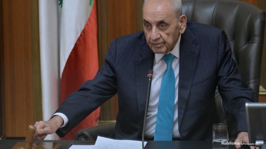 الرئيس بري عن قرار إبعاد السفير الإيراني: "ما بيقطع"، المطلوب إلغاء القرار وليس أقل من ذلك "وما حدا يحكيني، روحوا عالجوا الأزمة والحل واضح..." (الجمهورية)