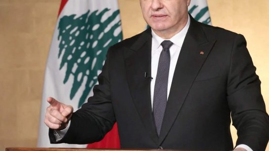 مصدر سياسي مطلع لـ"المدن": السعودية ومصر نصحتا رئيس الجمهورية بـ"التروي" في مسار التفاوض