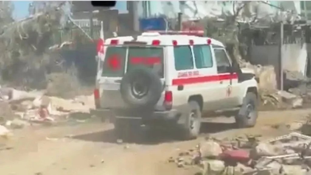 بالفيديو/ الصليب الأحمر أخلى مدنيين من ميفدون حاصرتهم الغارات