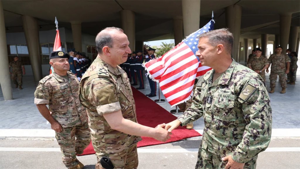 العماد هيكل يستقبل قائد القيادة المركزية الأميركية ويبحث معه آخر التطورات وأهمية إنجاح آلية تنفيذ الملحق الأمني باتفاق الإطار