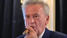 رياض سلامة وافق على تناول أدويته مشترطاً السماح له بتدخين "السيجار"! (ليبانون ديبايت)