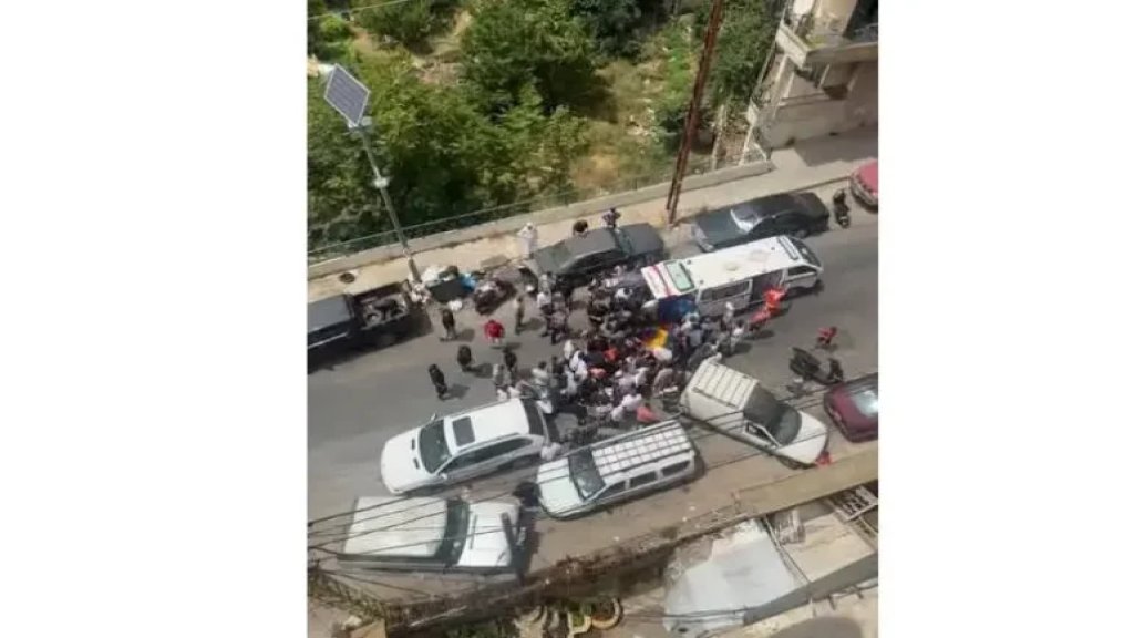 إصابة شاب بحادث صدم خلال محاولة سيارة الفرار من حاجز امني في سير - الضنية