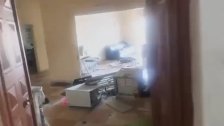 بالفيديو/ أضرار كبيرة في مبنى وزارة المالية في النبطية جراء الغارات الإسرائيلية