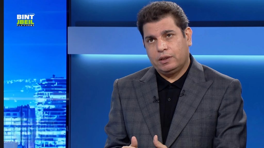 الإعلامي سالم زهران: يلي مبسوطين انو نتنياهو تقدم او ايزنكوت يلي تقدم.. في الملف اللبناني كلاهما يريدان بقاء الاحتلا. ل، والسلا..ح.. الفوارق الجدية هي في الضفة والتعاطي مع عرب الـ48